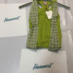 CAMISETA TIRANTES VERDE CON FLORES VERDOSAS