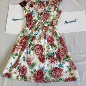 VESTIDO FLORES GRANDES ROSAS VERDES